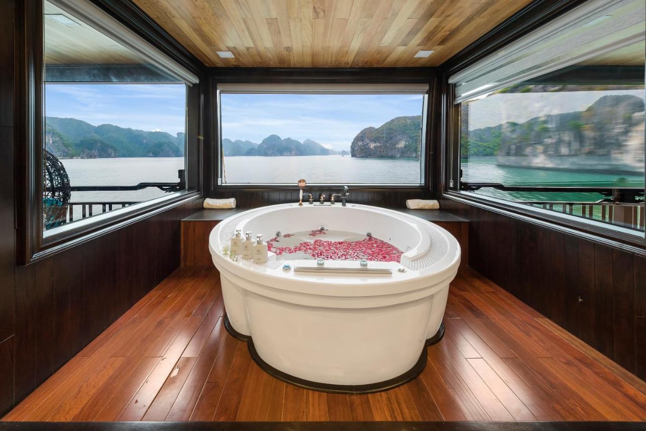 La Regina Legend Cruise Hotel Hạ Long Ngoại thất bức ảnh