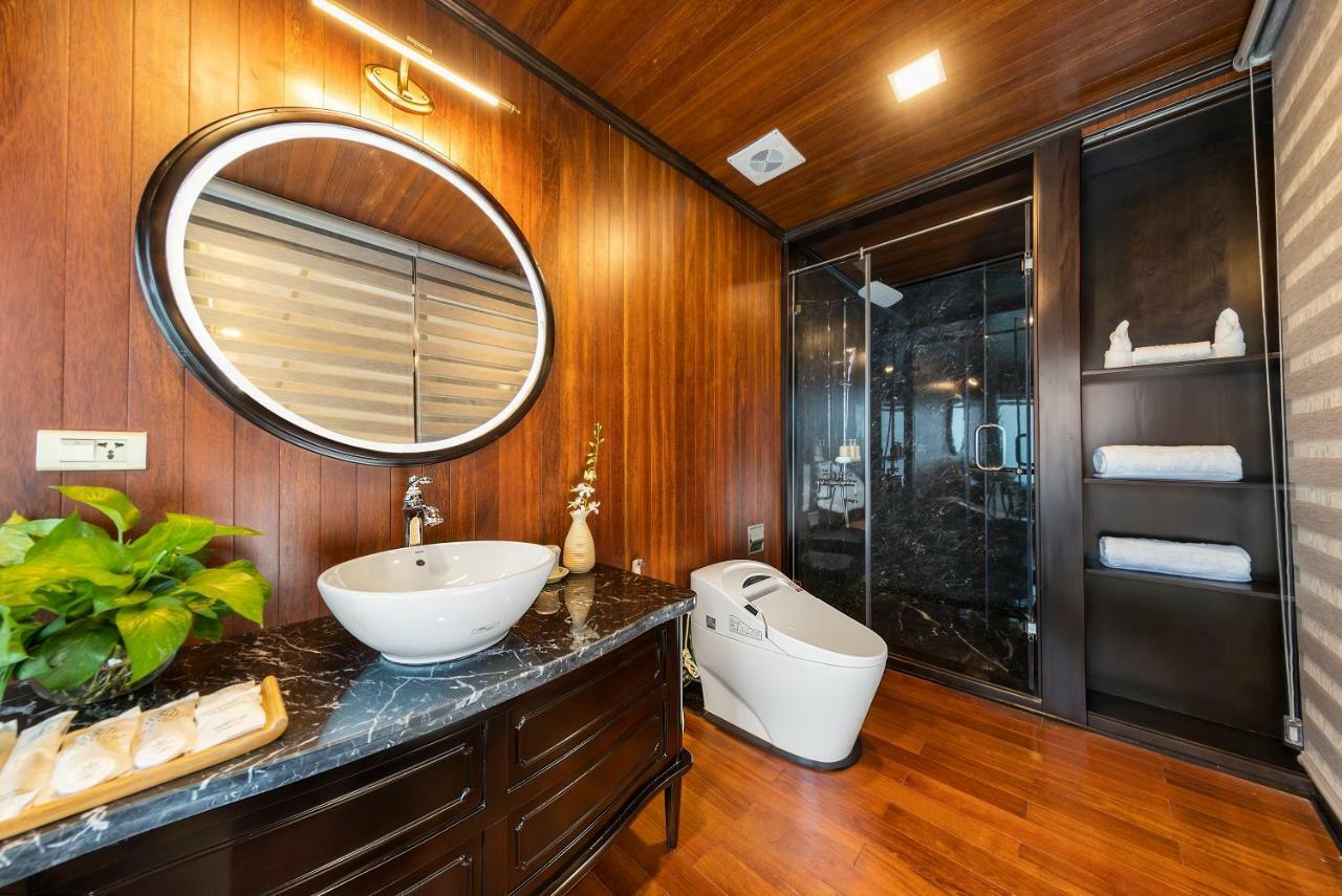 La Regina Legend Cruise Hotel Hạ Long Ngoại thất bức ảnh